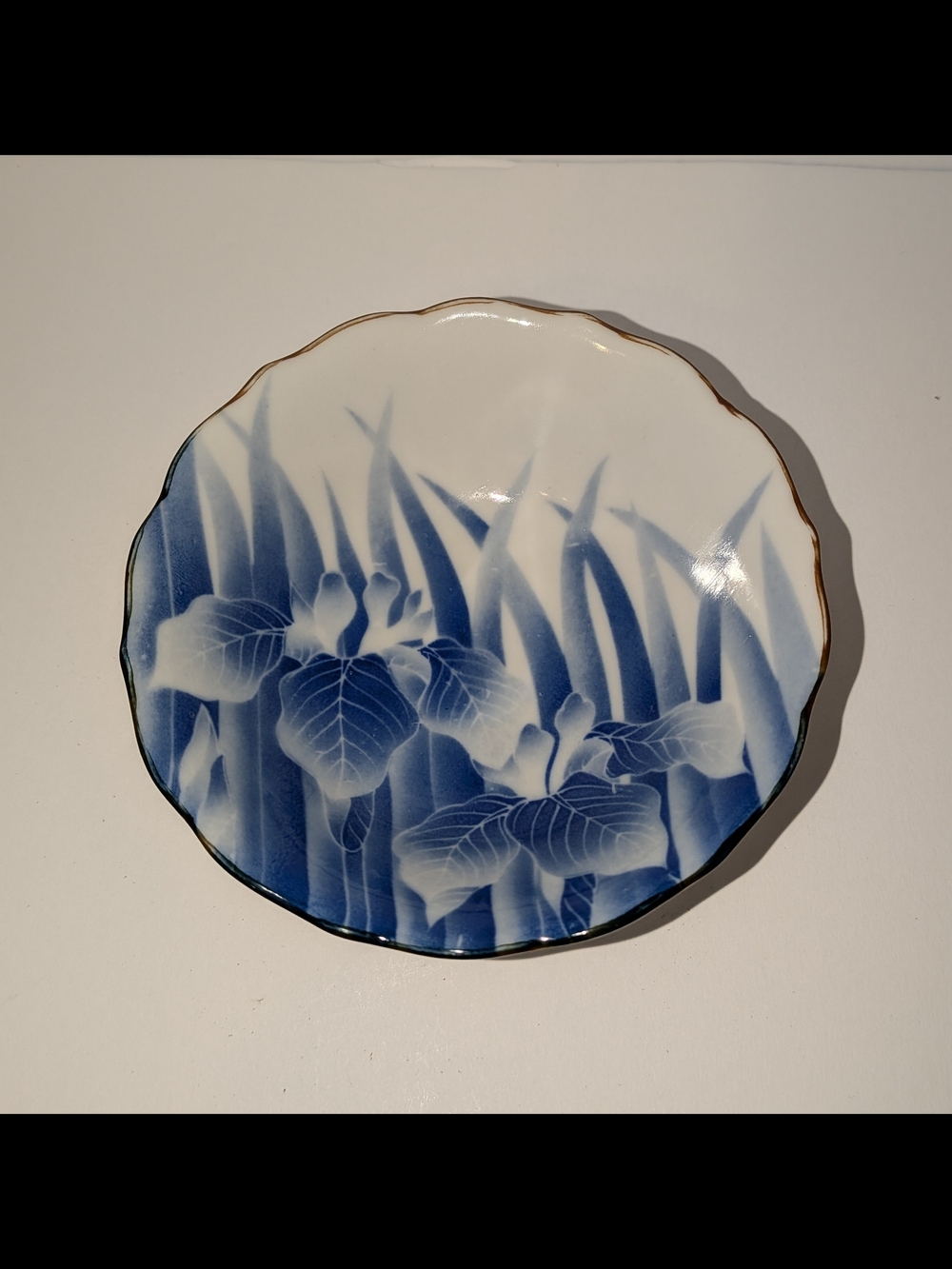 Takahashi San Francisco Small Round Pin Dish Blue & White Flowers 4.5 In Round